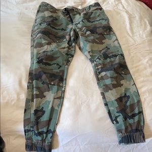 Camo Joggers sz Medium